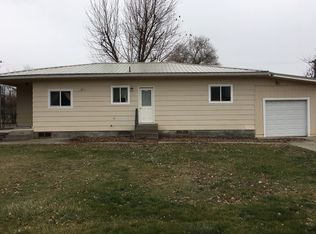 311 H St, Endicott, WA 99125