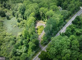 364 High Hill Rd, Swedesboro, NJ 08085