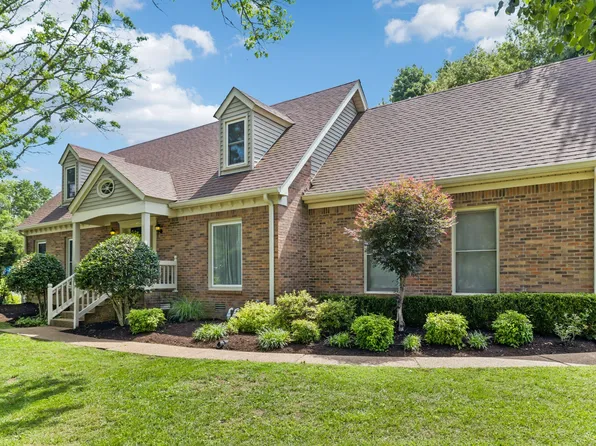 7201 S Colony Dr, Nashville, TN 37221