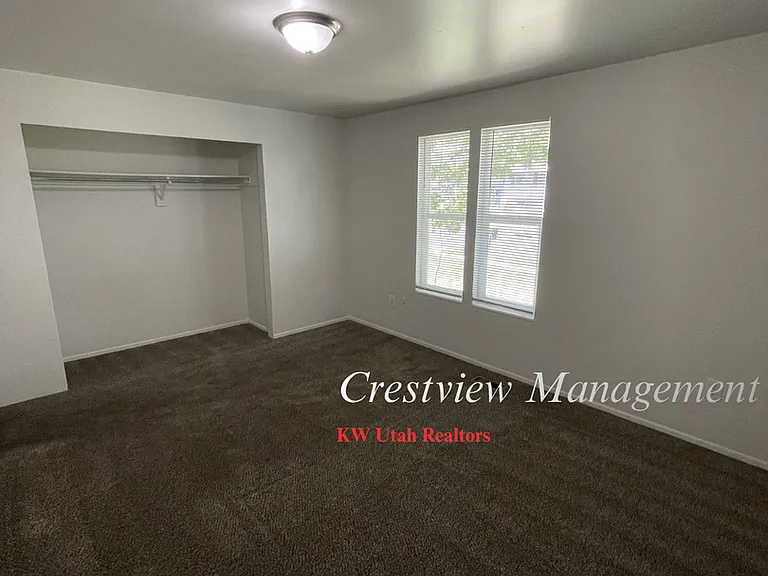 3621 S Chatterleigh Rd — Photo 8