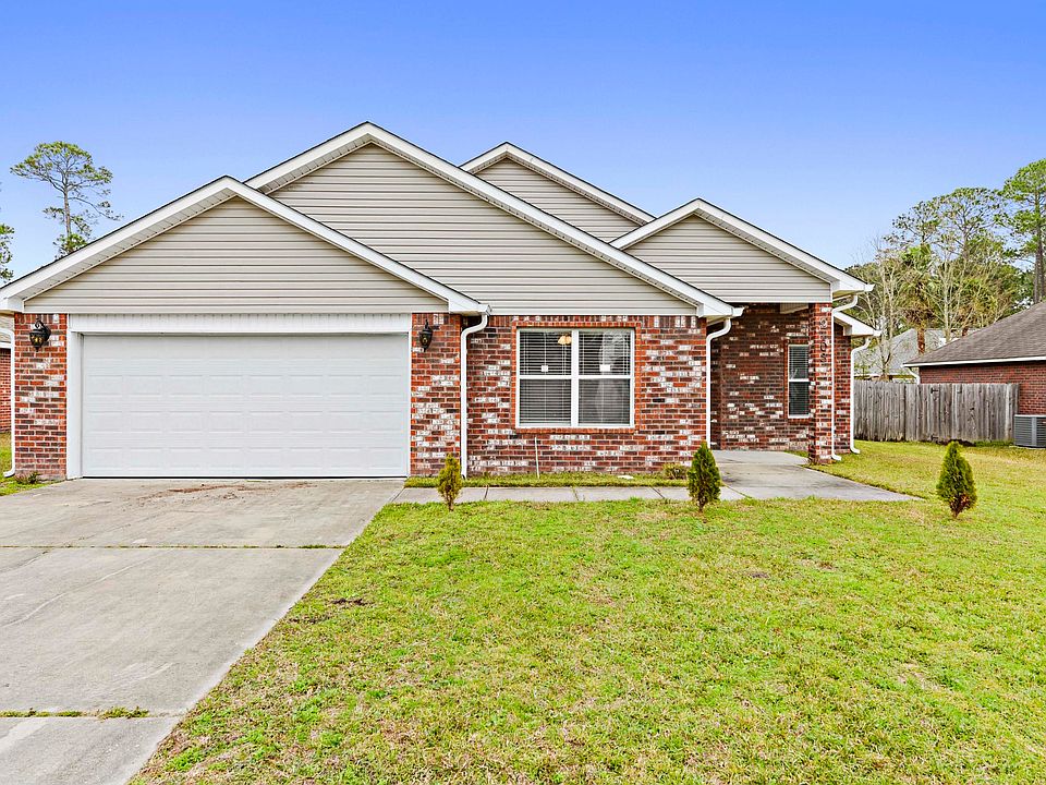 1st image of 2108 Highland Dr