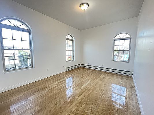 1st image of 37-20 30th Ave #3R