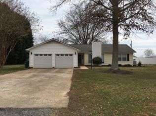 117 Green Park Dr, Gaffney, SC 29341