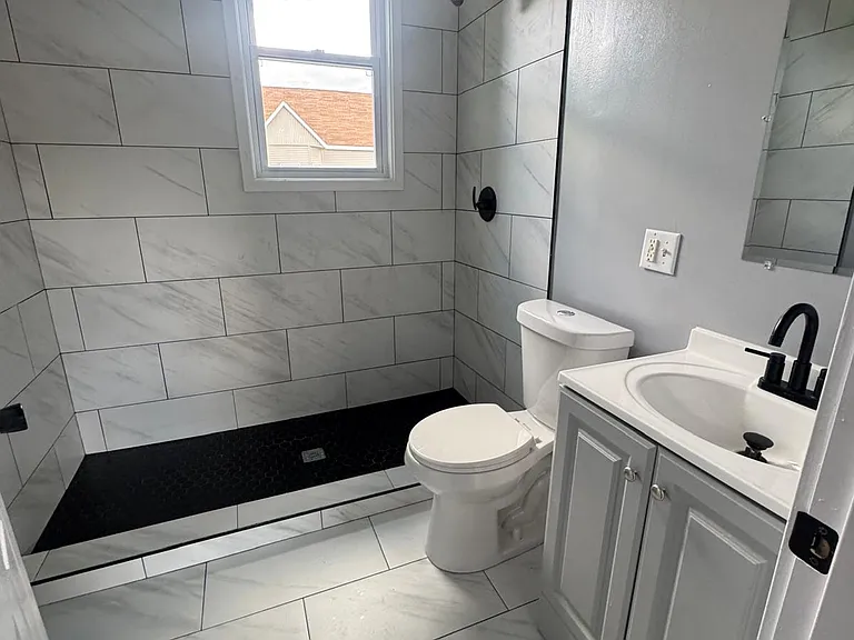 10950 S Indiana Ave #1 — Photo 9