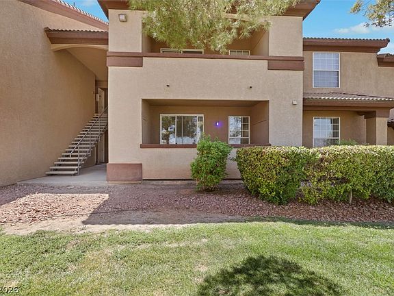 2nd image of 231 W Horizon Ridge Pkwy APT 316