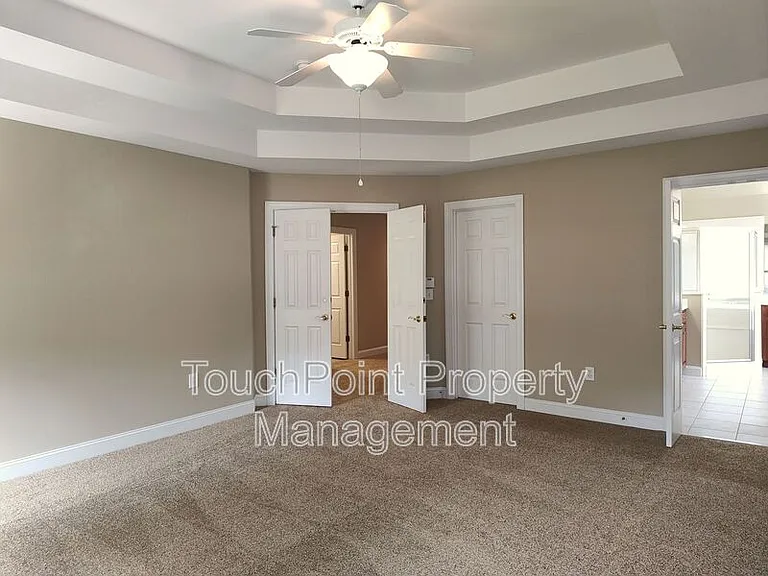 204 Limerick Dr — Photo 15