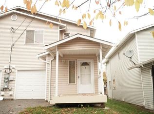 7526 Lower Ridge Rd APT B, Everett, WA 98203