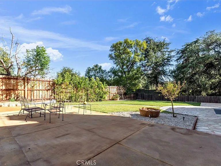 9824 Baden Ave — Photo 46
