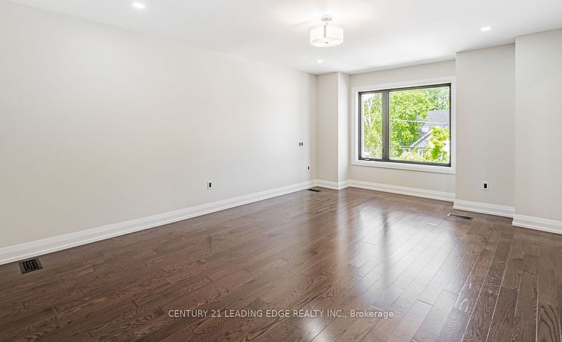 Toronto House for rent - 5 Bedrooms — photo 20