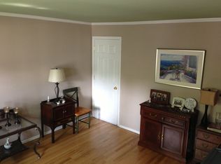 105 Nassau Blvd, West Hempstead, NY 11552