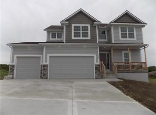 1204 Logan Dr, Pleasant Hill, MO 64080