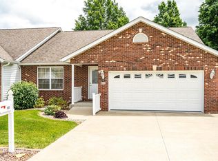 801 Elizabeth Dr, Litchfield, IL 62056