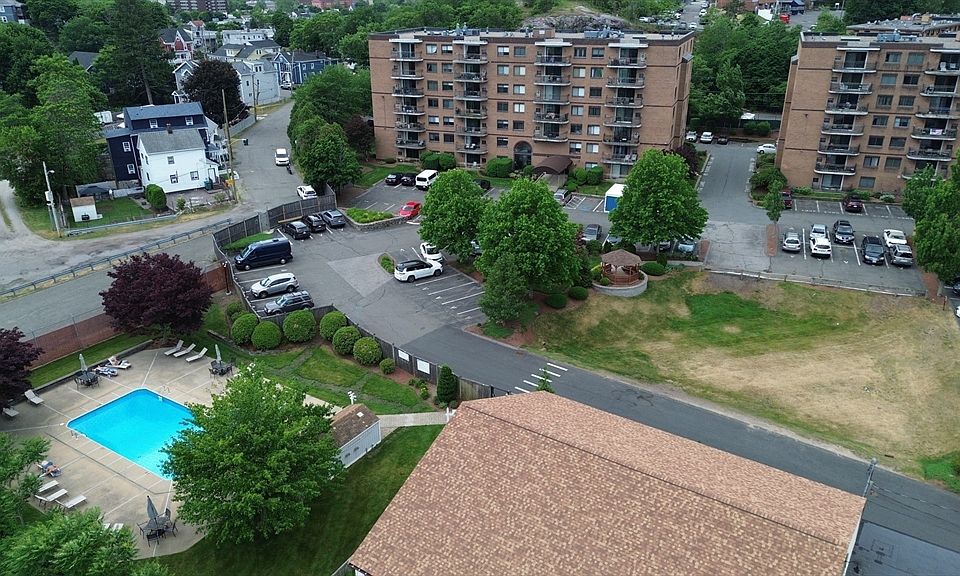 1st image of 200 Locust St APT 303