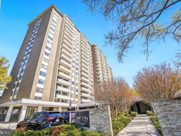 5101 River Rd APT 715, Bethesda, MD 20816