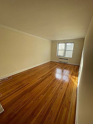 5th image of 34-21 77th St #500