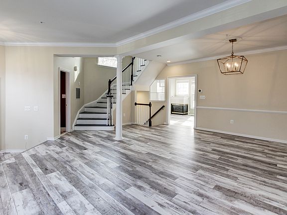 4th image of 13783 Lambertina Pl