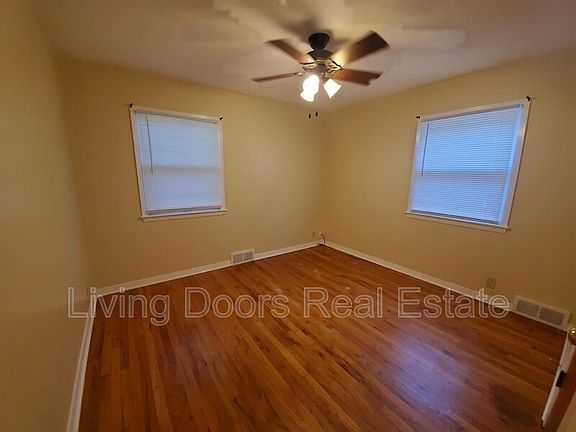 5th image of 365 S 44th St