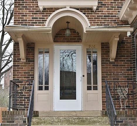 2nd image of 916 N 7th St