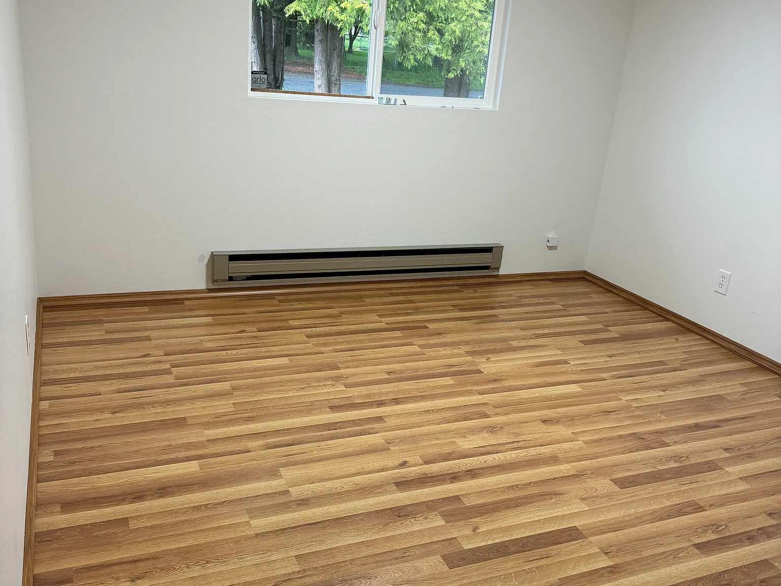 2 bed, 1100 sqft, $2,100 — Photo 3