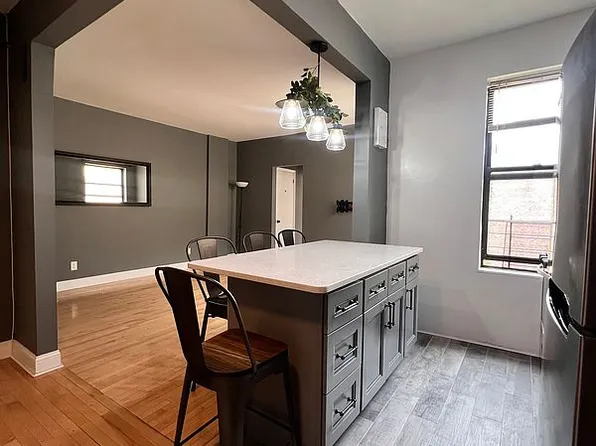 39-75 56th St #6E, Queens, NY 11377