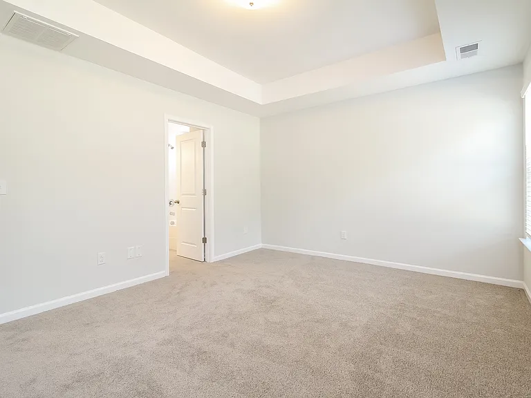 313 Woodgate Way — Photo 8