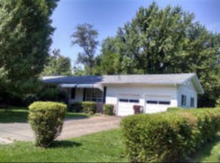 631 S Peach Tree Ave, Springfield, MO 65802