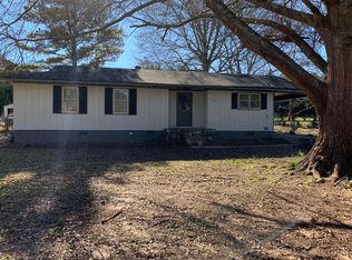 1440 E McIntosh Rd, Griffin, GA 30223