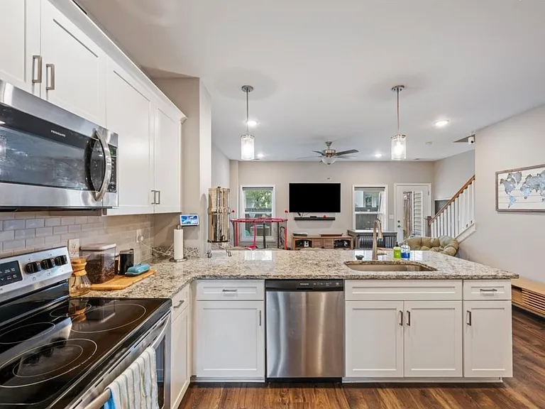 2738 Wind Gap Dr — Photo 13