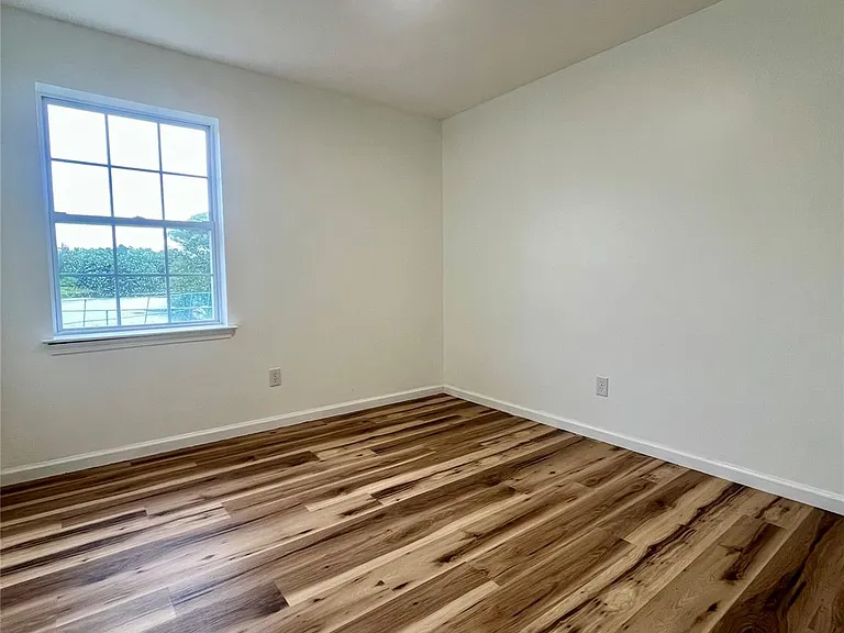 49 Woodlake Dr — Photo 17