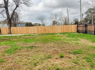 4605 Fulton St, Houston, TX 77009