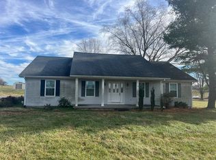 3023 Fork Rd, Glasgow, KY 42141