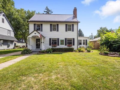 1812 College St, South Bend, IN, 46628