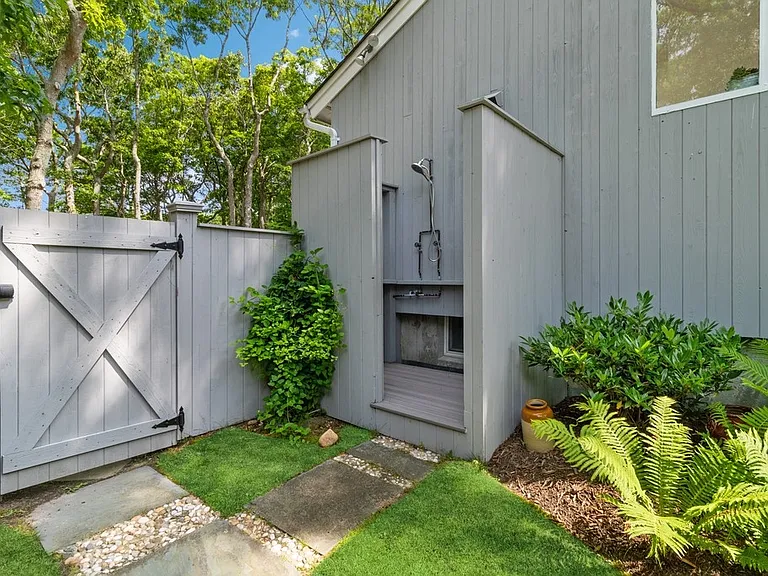 213 Treescape Dr — Photo 33