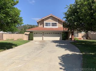 937 Merlin Ct, San Marcos, CA 92069