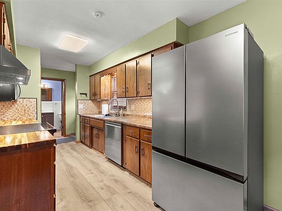 4th image of 2627 E 44th St