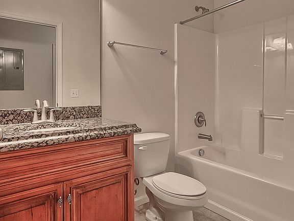 5th image of 2505 Arena Pkwy APT 201