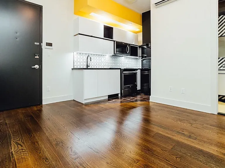 1487 Broadway #3Z — Photo 6
