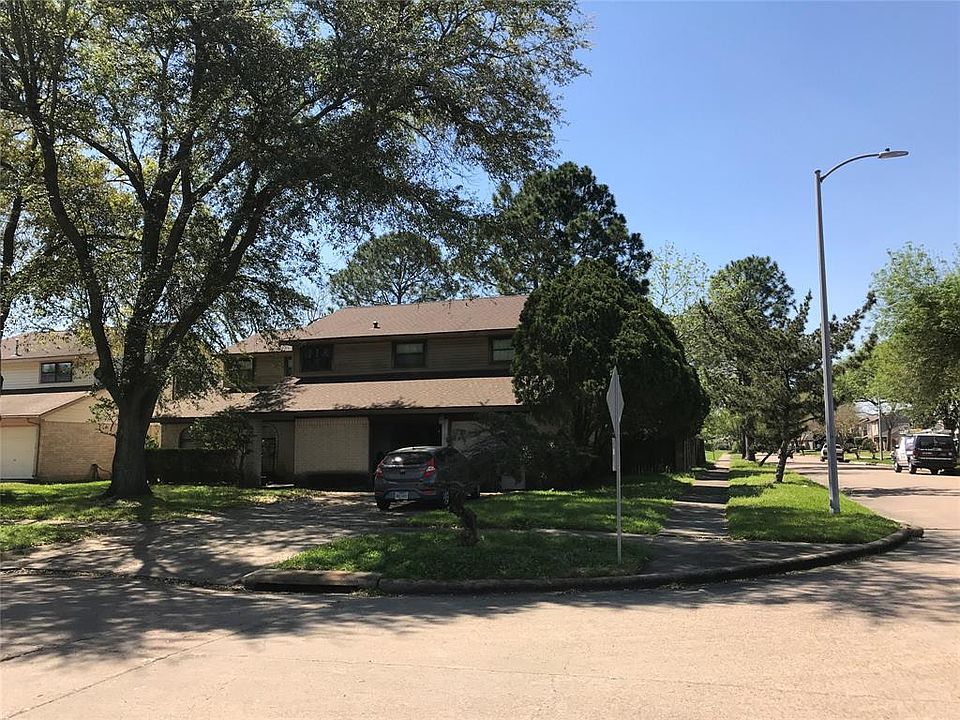 1st image of 15802 Plagens Ln