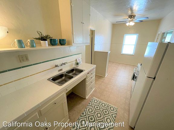 4th image of 277 San Clemente St APT 1