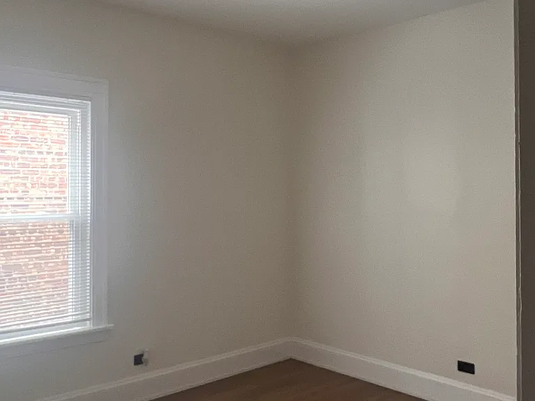 5422 W Jackson Blvd #2 — Photo 4
