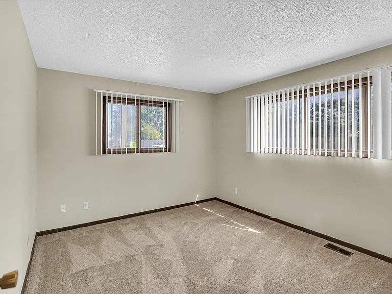 213 Keystone Dr #12 — Photo 13
