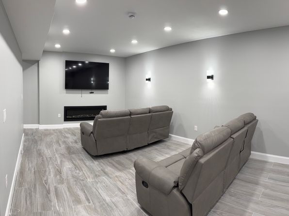 42 Skyline Dr #2