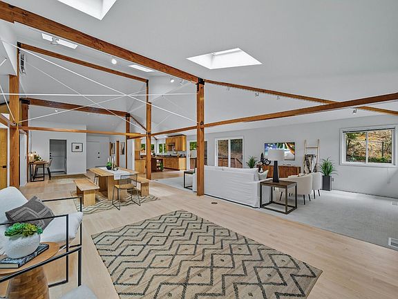 3rd image of 2 Robinhood Drive