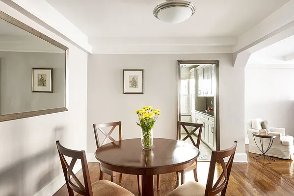 Sold by Warburg | media 13