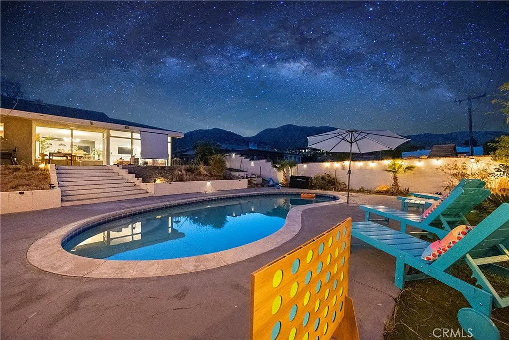 5 bed, 3.5 bath, 2540 sqft, $5,000 — Photo 2