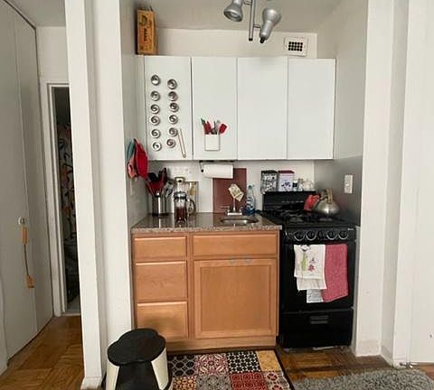2nd image of 4515 Willard Ave APT 2305