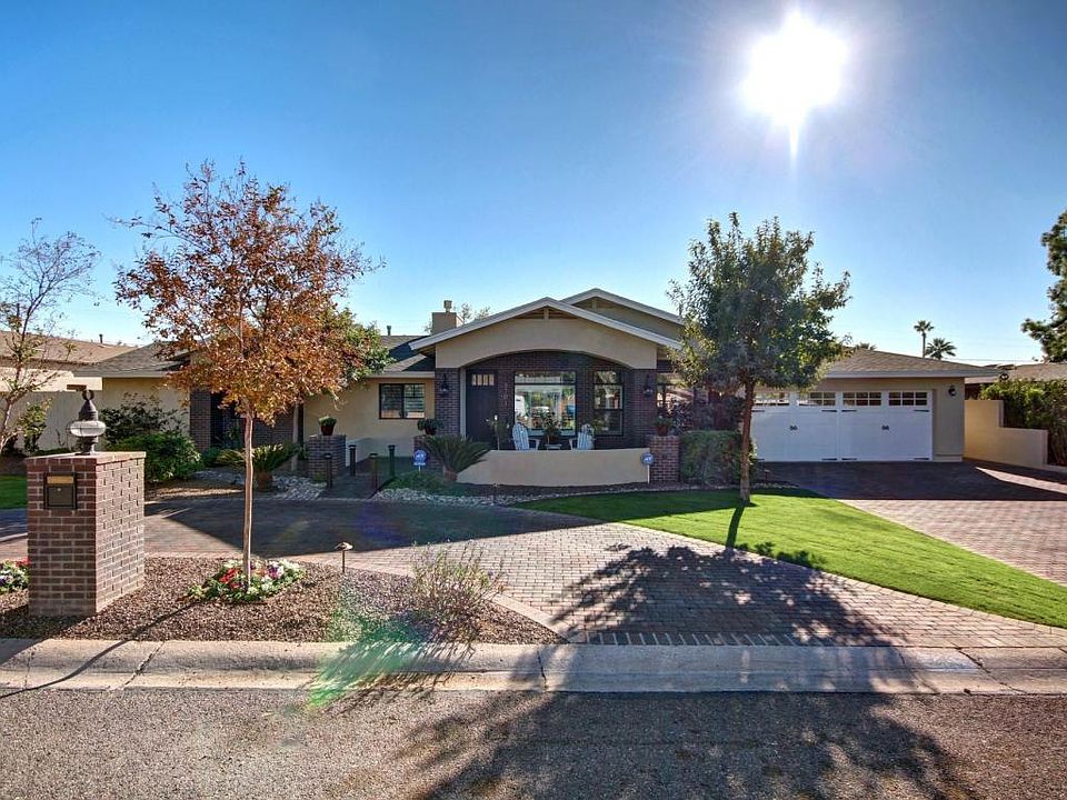 1st image of 3701 E Meadowbrook Ave