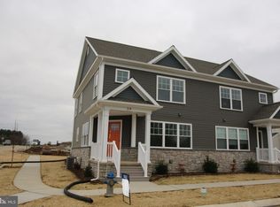 29 Coastal Ave #15, Ephrata, PA 17522