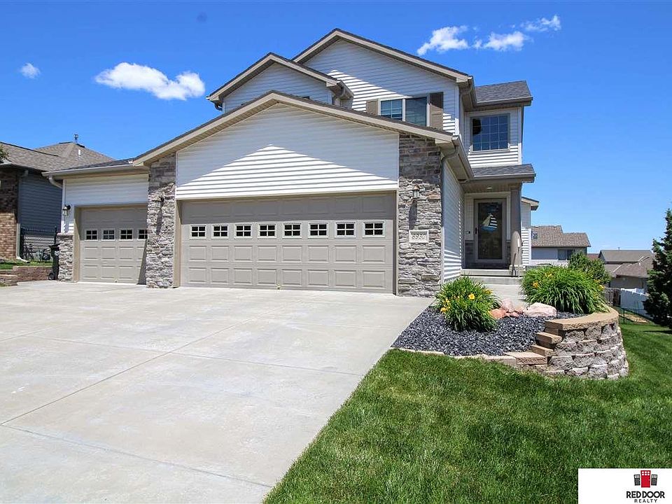 1st image of 8930 Berg Dr