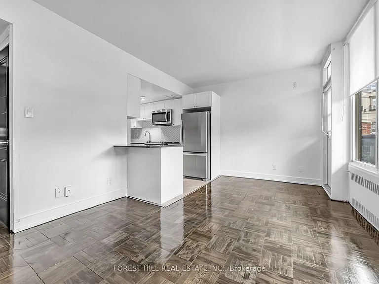 70 Spadina Rd #102 — Photo 10